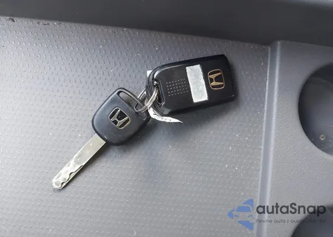 2010 Honda Odyssey Ex-L from USA, damaged, VIN 5FNRL3H74AB022796